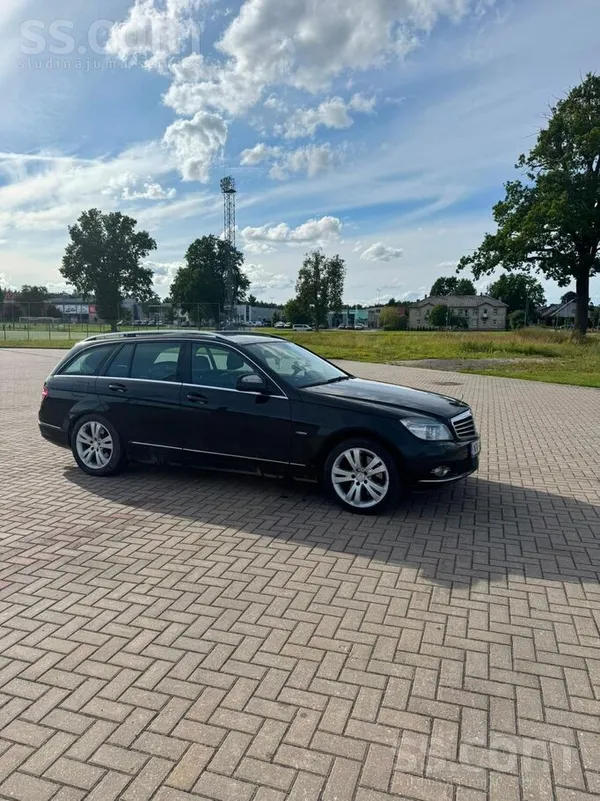 Mercedes C320