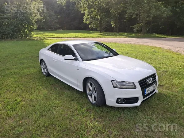 Audi Pārdodu Audi A5 S-line ar 2.0l benzīna dzinēju 132