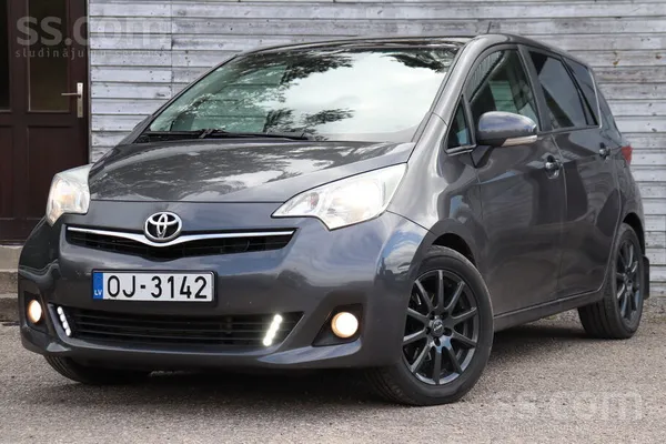 Toyota Verso-S