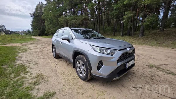 Toyota Pārdodu Toyota Rav4 2.5 Hybrid, 2022. gada. 