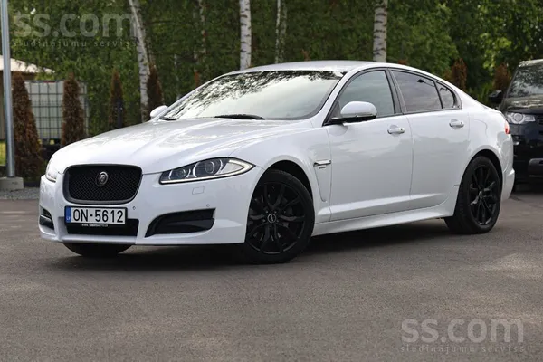 Jaguar XF