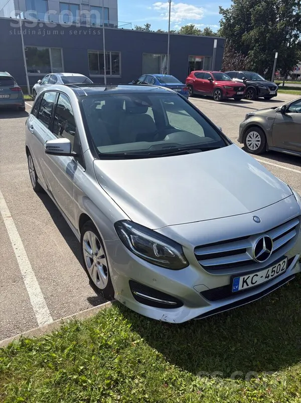 Mercedes Pārdod īpašniece. Mercedes Benz B220 4Matic , Auto
