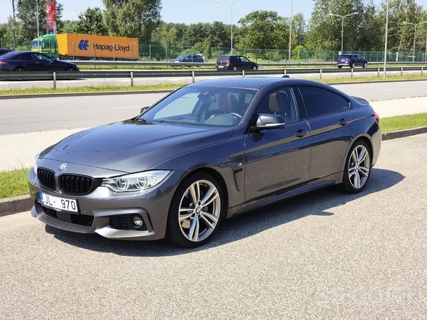 BMW 440