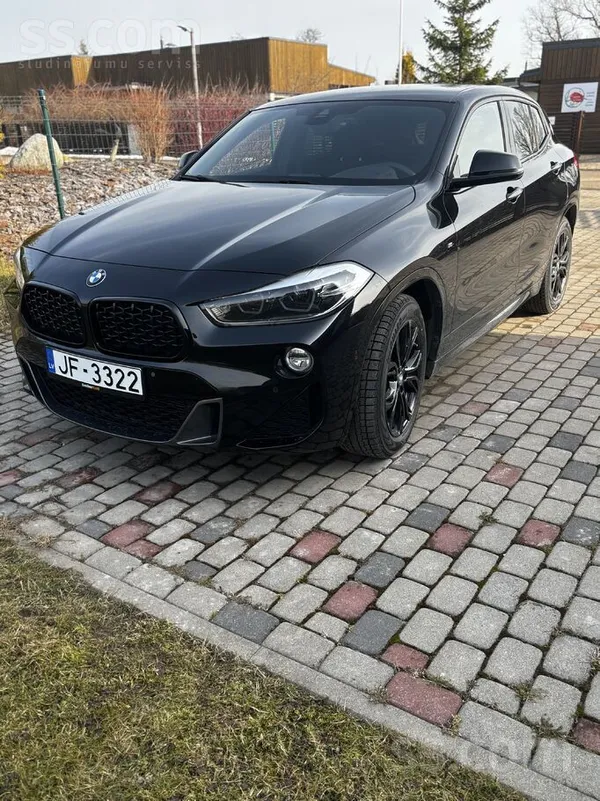 BMW X2