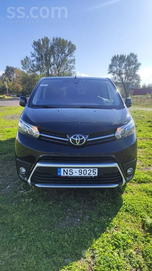 Toyota Proace Verso Long 2.0 D-4D Automāts – 9 vietas, Family komplektācija.