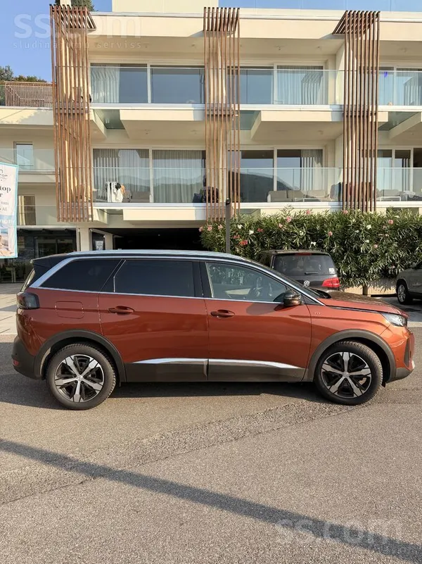 Pārdodu privātu ģimenes auto, pilna servisa vēsture pie oficiāla dīlera. Lai