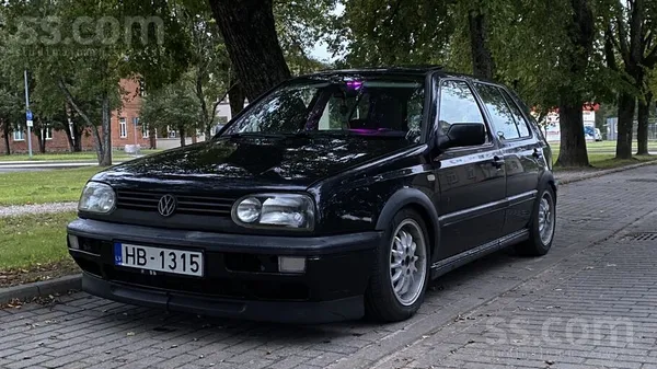 Volkswagen Pārdodu Golf Iii GT sakarā ar to ka vairāk stāv ne
