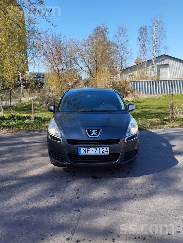 Peugeot 5008