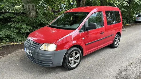 Pārdodu VW Caddy. Jauna tehniskā apskate. Tehniski auto uzturēts kārtībā, vi