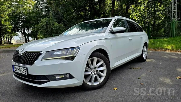 Skoda Skoda Superb Style komplektācijā. Automašīna ir te