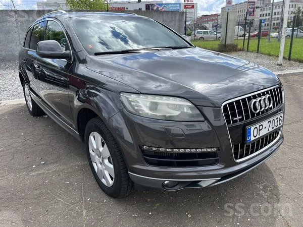 Audi Q7 - 1
