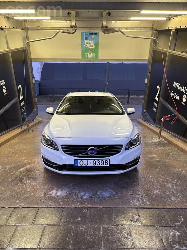 Volvo V60