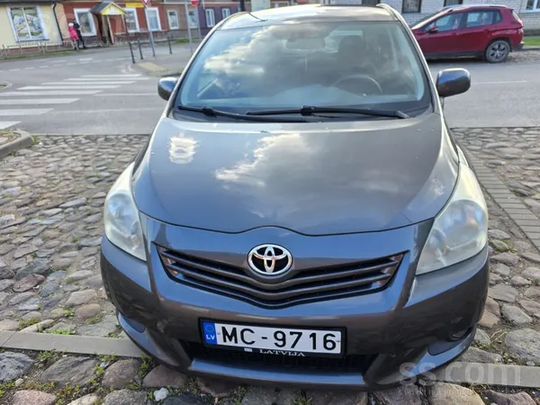 Toyota Verso