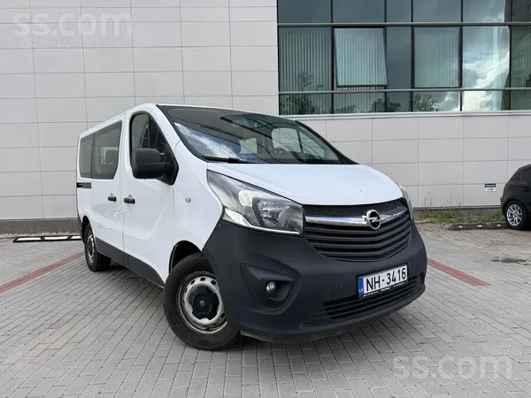 Opel Vivaro - 1