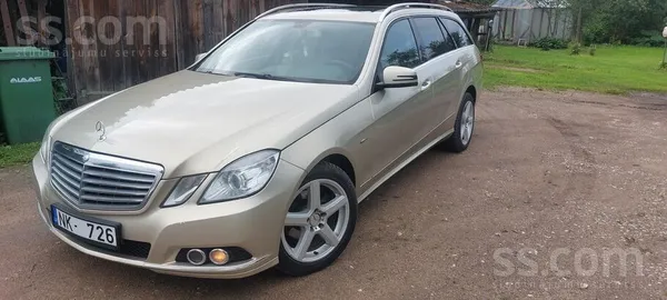 Mercedes Benz E200 2.1 dīzelis(100kw), 7 sēdvietas. Salikti jauni bremžu dis
