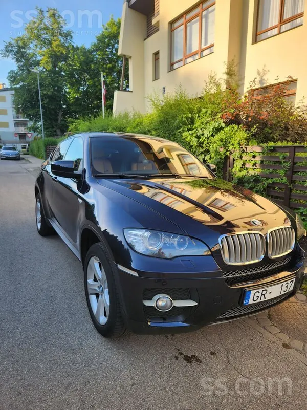 BMW X6