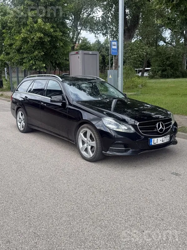 Mercedes E200