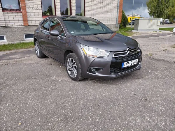 Citroen DS 4, 1.6 D, 85 KW dzinējs, Lat vijā nav lietota, 