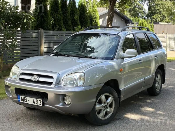Hyundai Pardodu santa fe. 