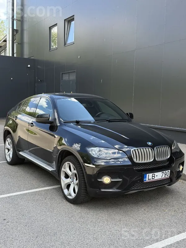 BMW X6