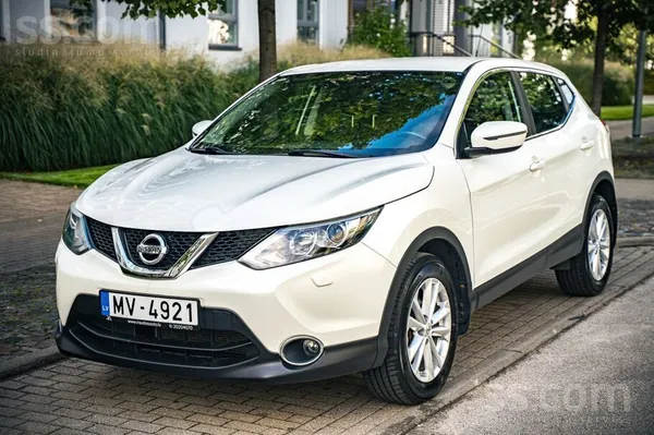 Nissan Pārdod Nissan Qashqai 1.2 benzīns, 85 kw, manuālā 