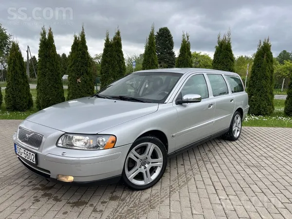 Volvo Pārdodu Volvo v70 pilnpiedziņas versiju.