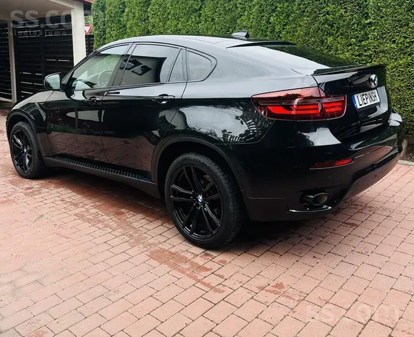 BMW X6