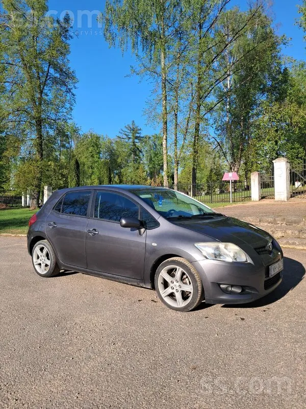 Toyota Auris