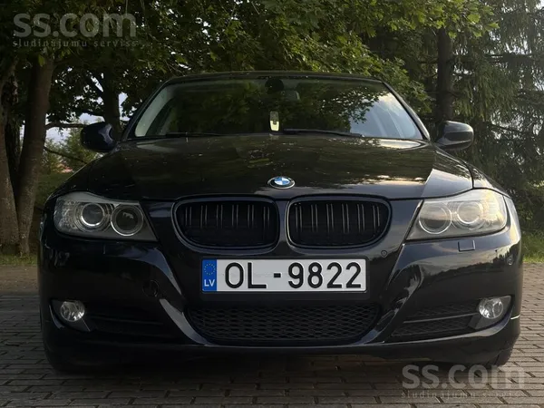 BMW 320
