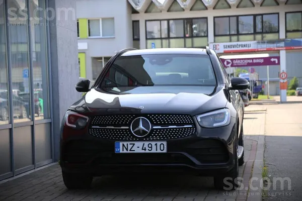 Mercedes 2.0d/143kW, automāts, 4Matic. 