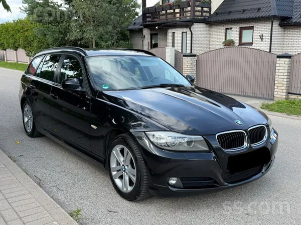 BMW 320