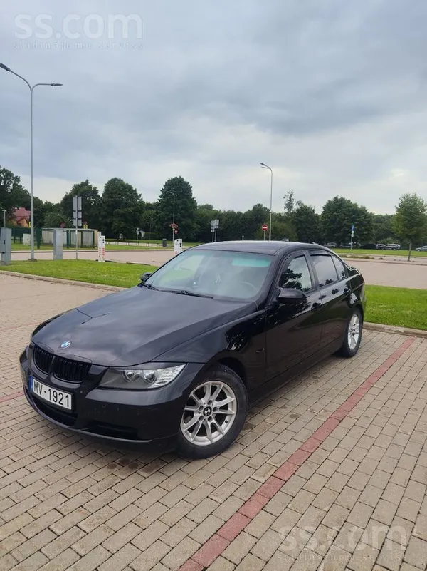 BMW 320