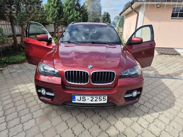 BMW в очень хорошем визуальном и техническом состоянии. Оригинальный пробег,