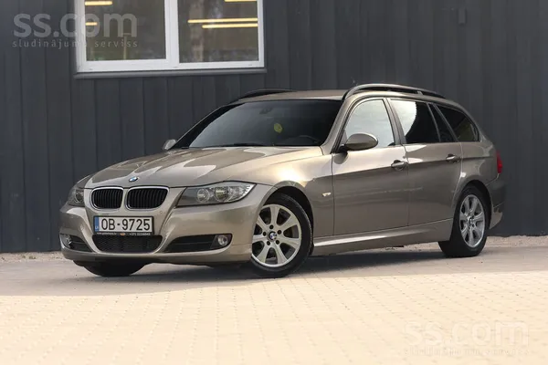 BMW 320