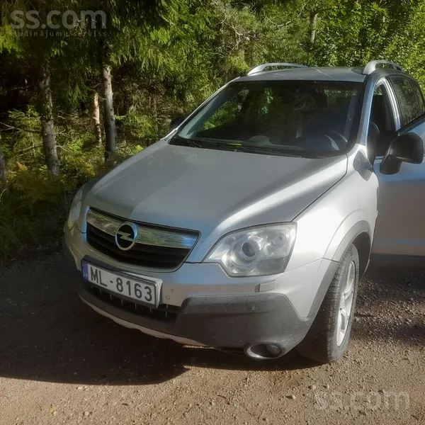 Opel Mašīna nav jauna, bet labi uzturēta, viss, kas jār