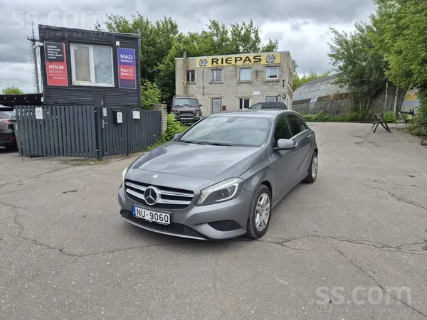 Mercedes A180