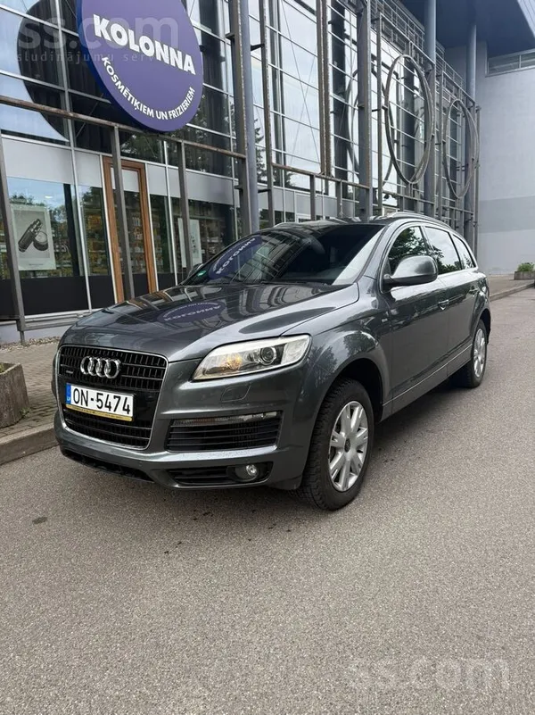 Audi Q7