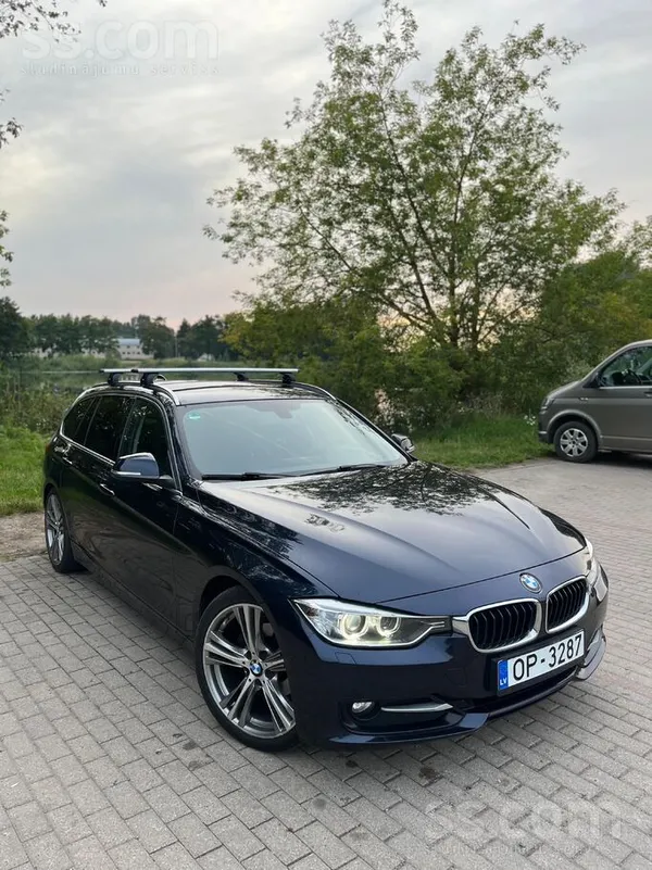 BMW 320