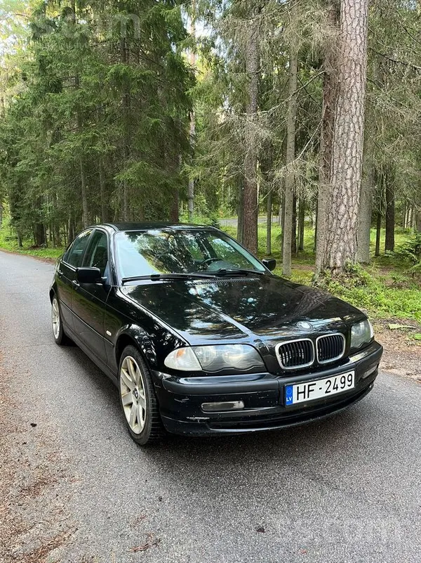 BMW 320