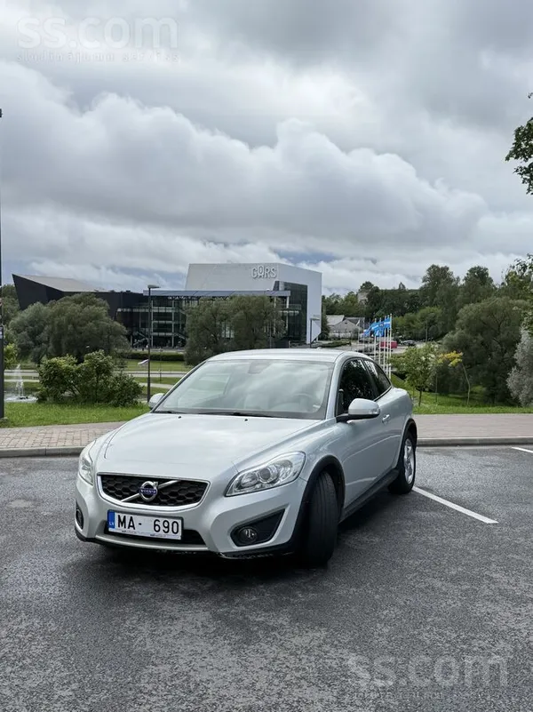 Volvo Pārdodu savu Volvo C30, ko braucu 4 gadus. Ērts un