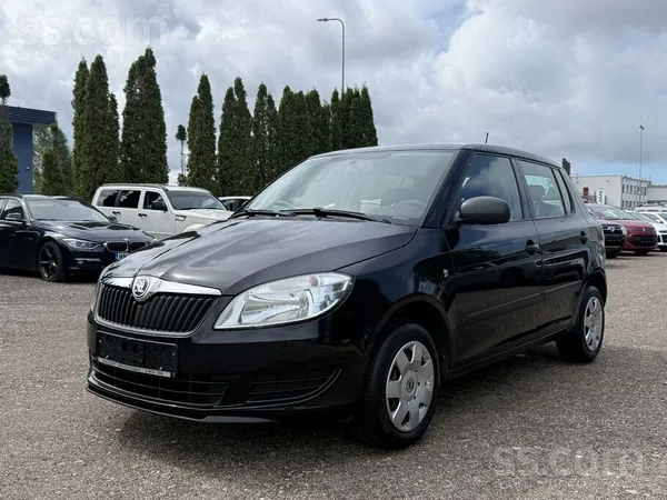 Skoda 2013 Škoda Fabia, 1.2 benzīns, 4 cilindri, manuālā