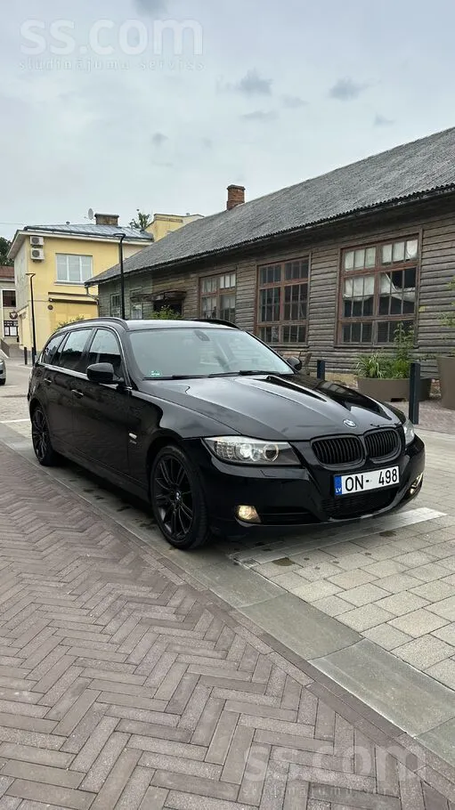 BMW 320