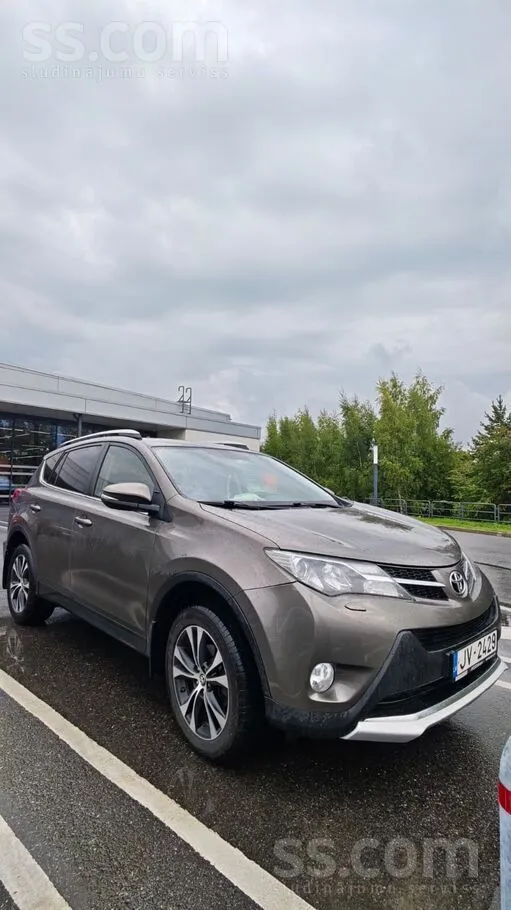 Toyota Pārdodas Toyota Rav 4 2.2 D4D dzinējs Awd (4X4) 11