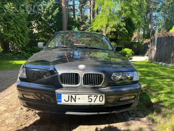 BMW 320