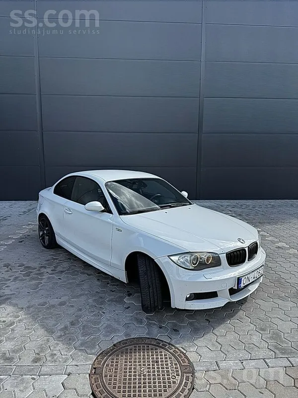 BMW 120