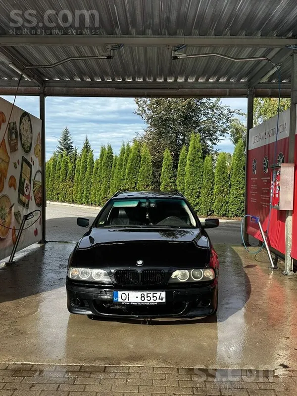 Tirgojās BMW 530d manuālis

m57 motors ar 5 robu manuālo kārbu 142kw

st