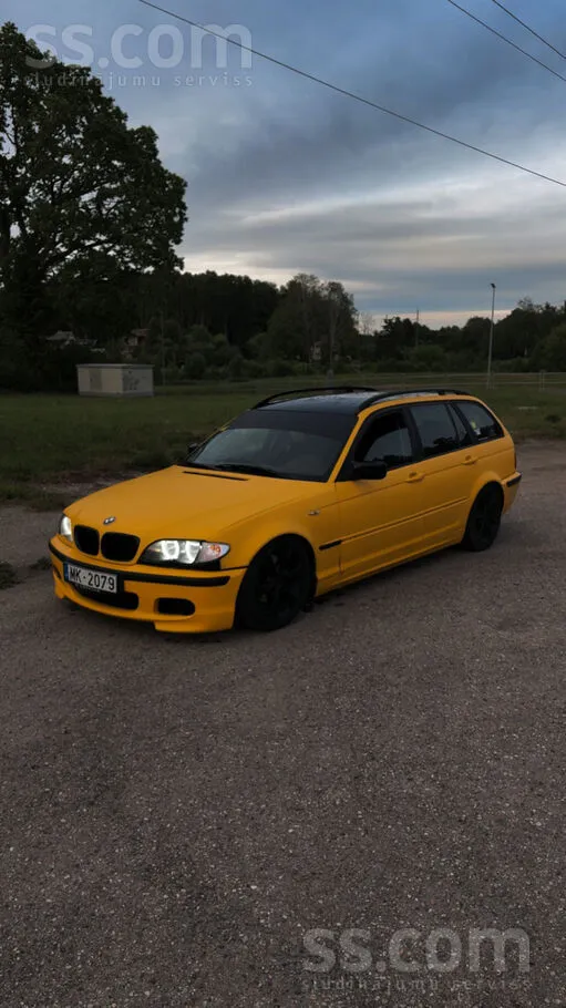 BMW 320