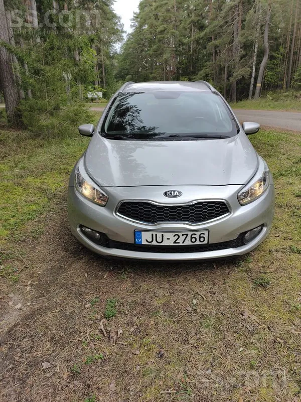 KIA Pārdodu auto . Ekonomisks, bez rūsas. Oriģināls no