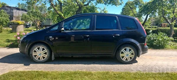Ford Focus Cmax, normālā stāvoklī.
Ir vizuāli defekti. Labs darba zirgs. K