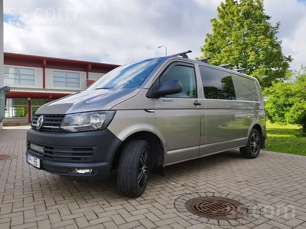 Volkswagen Privātpersona pārdodļoti labu busiņu ar 5 sēdvietā